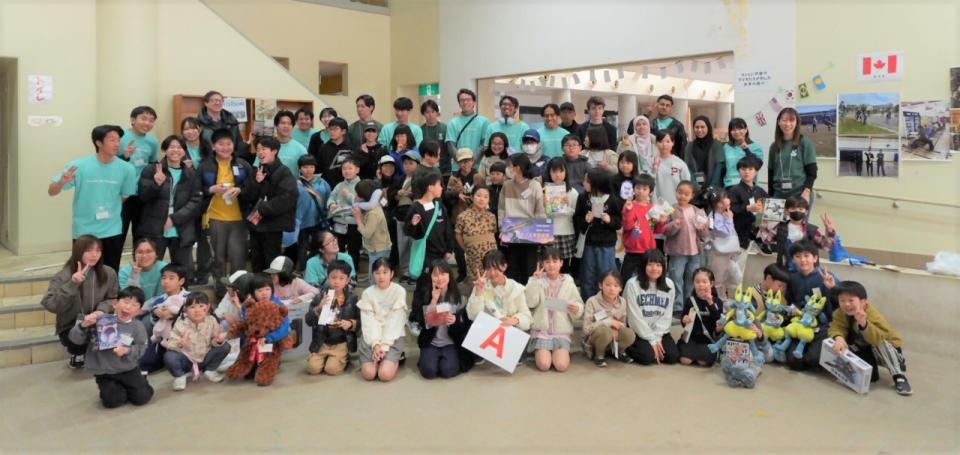 49人のこどもと約40人の出店者＆スタッフが一体となって運営